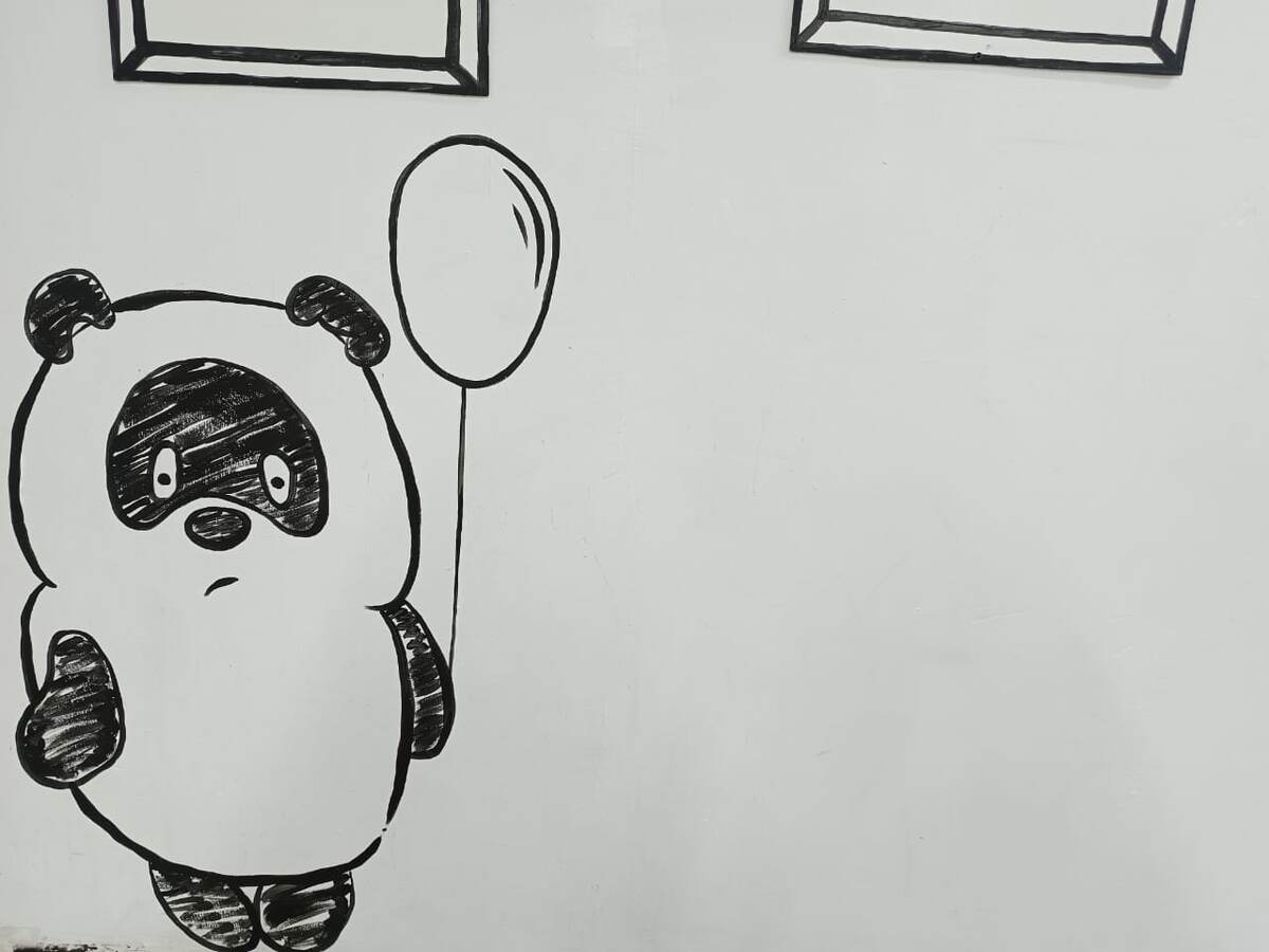 Винни Пух очевидно потерял где-то здесь Пяточка. Скорее всего в цветном зале)