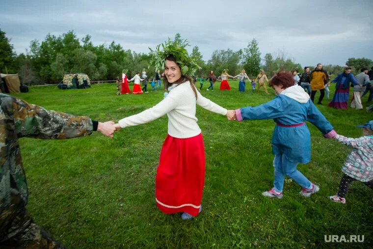 Языческий праздник Иван Купала отмечается в 2024 год 7 июля. Фото: Александр Кулаковский © URA.RU