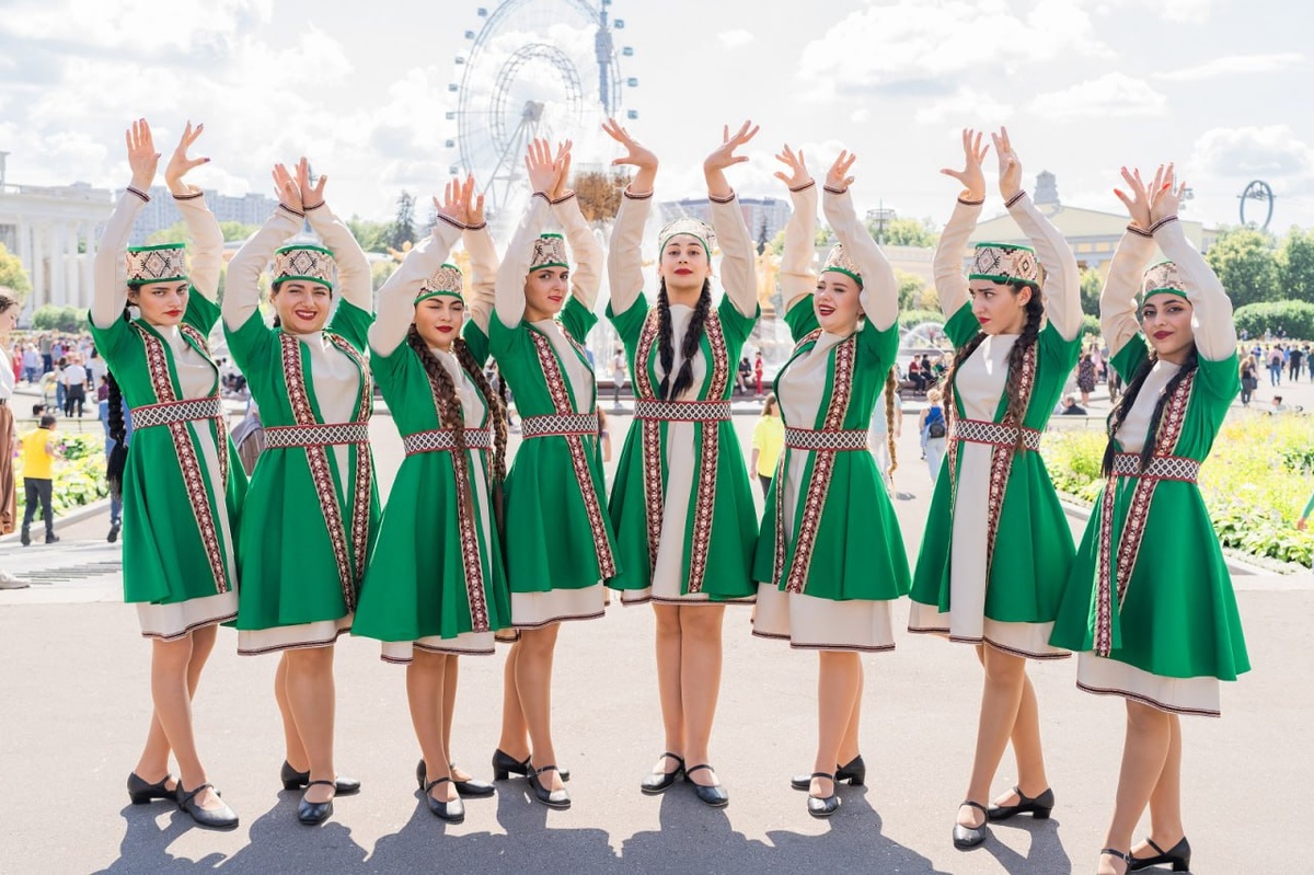 Фестиваль «Дружба народов» на ВДНХ
