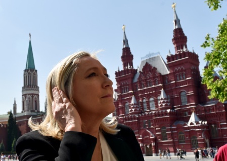    Не враг, но не друг. Что ждать России от победы правых во Франции?