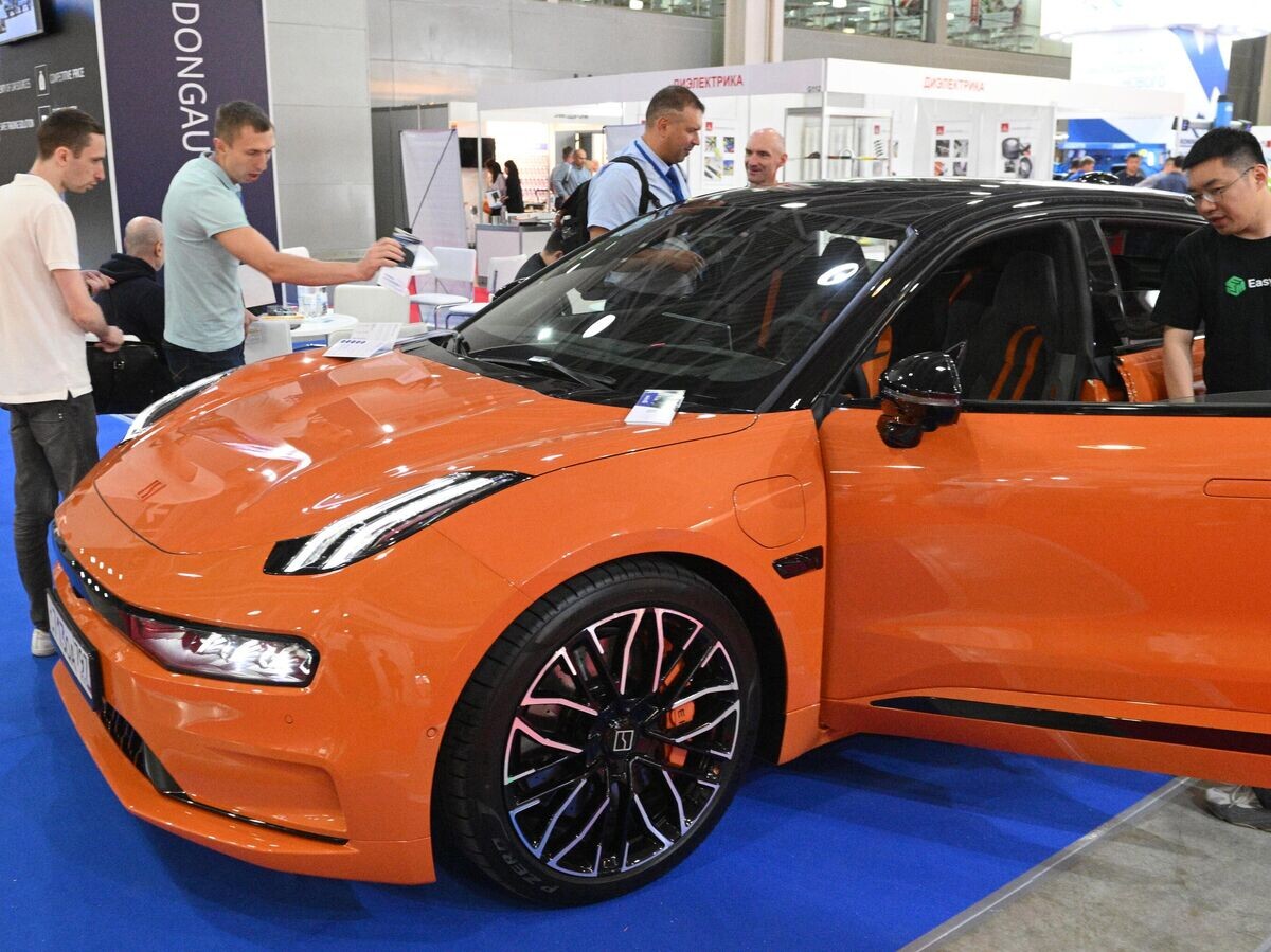    Электромобиль Zeekr 001 на Международной выставке автомобильной индустрии "Интеравто 2023" © РИА Новости / Кирилл Зыков