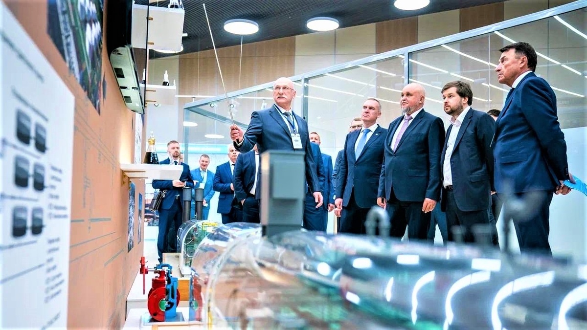    В Центре политехнического обучения «Сургутнефтегаза» повышают квалификацию почти по 800 программам