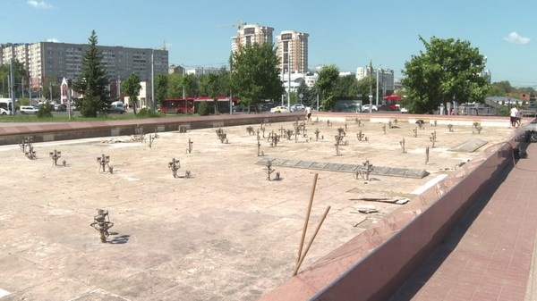     Фонтан на площади Пушкина обещают включить в понедельник