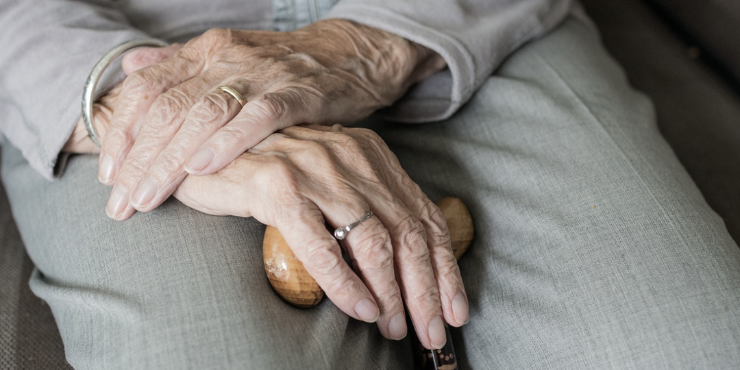 Депутаты требуют медобследование 80-летних водителей: аргументы не выдерживают критики