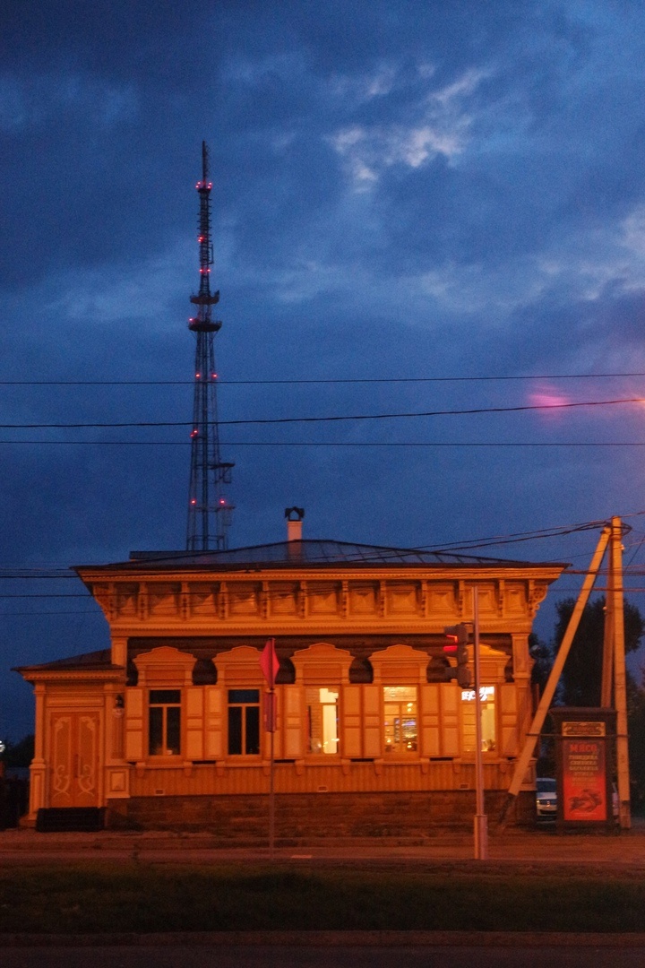 усадьба Савинцева на углу Седова и Трилиссера