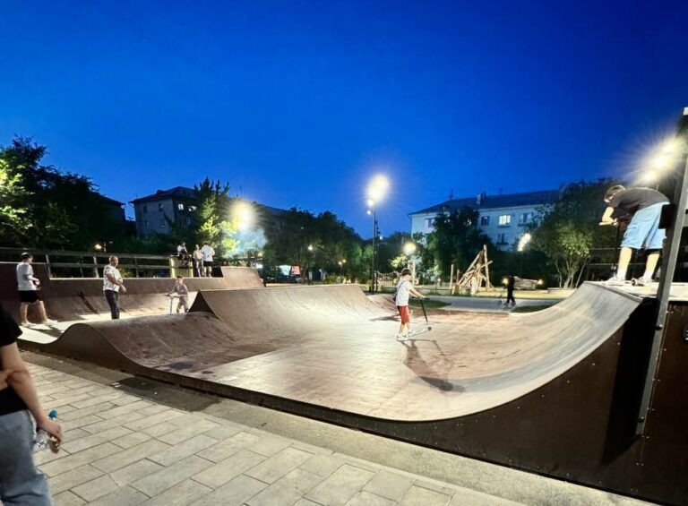    Денис Паслер: Расчищаем регион от развалин, недостроев и прочего «наследия» Марина Шарт