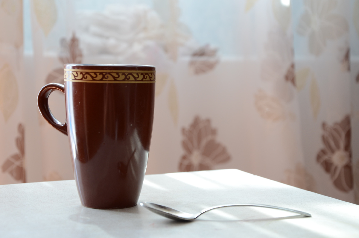 Для иллюстрации нет у меня именно голубой чашки. Пусть будет такая. 