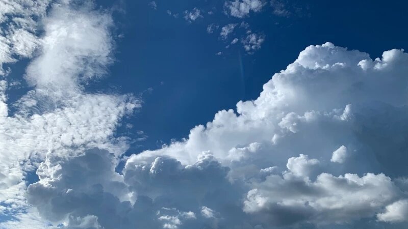     Облака в небе над Барнаулом. altapress.ru