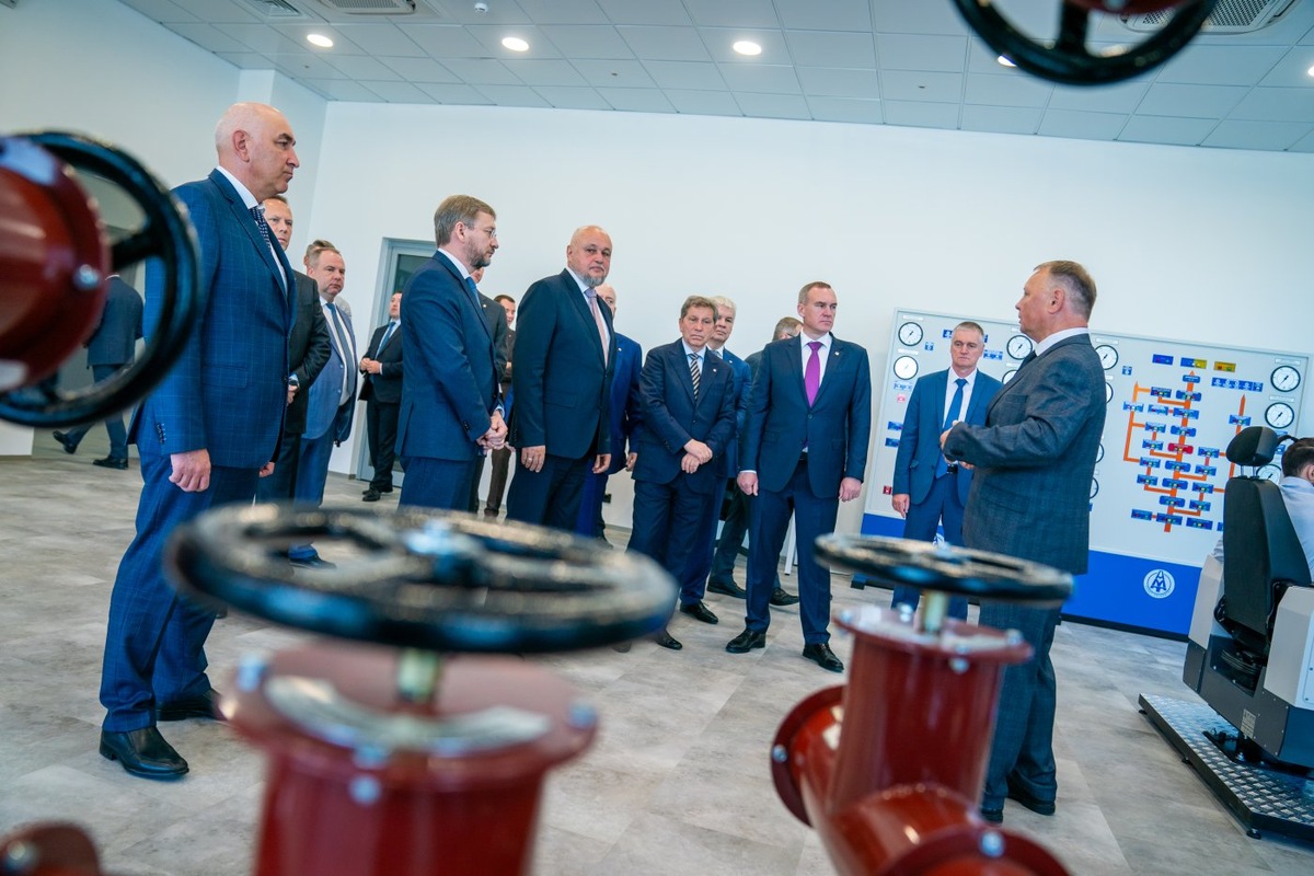    Министр энергетики РФ положительно оценил возможности филиала ПНИПУ в Когалыме