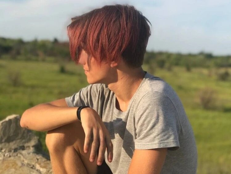 Саше несколько раз звонили с предложением "встретиться поговорить". Фото: Предоставлено "Комсомолке".