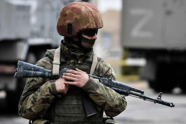 Военнослужащий Росгвардии в Херсонской области, апрель 2022 года / РИА «Новости»   📷