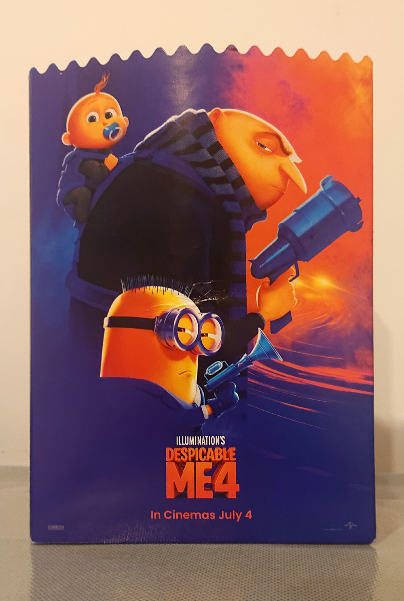 Премьерный бокс анимационного фильма "Гадкий я 4" под попкорн | © автор фото Олег Лубски 2024