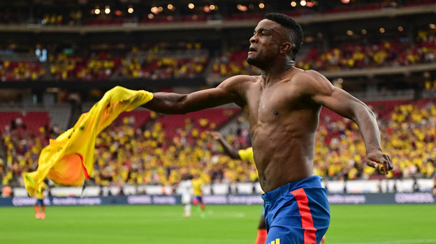    Форвард сборной Колумбии Джон Кордоба выступает на Кубке Америки-2024. USA Today Sports