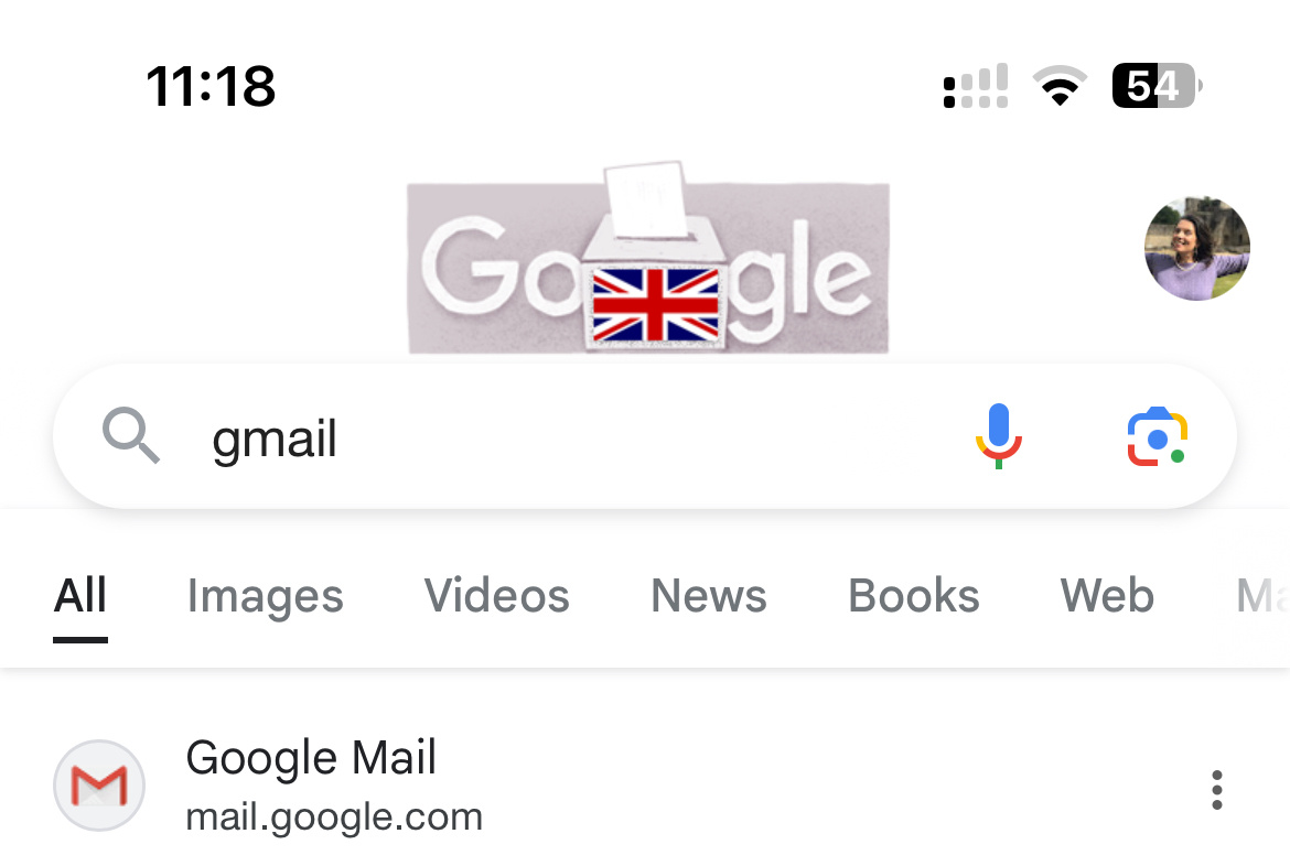 Сегодня Гугл в Британии выглядит так - с напоминанием о выборах. 4.7.2024