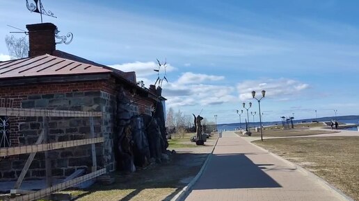 Арт объекты на набережной в городе Петрозаводск