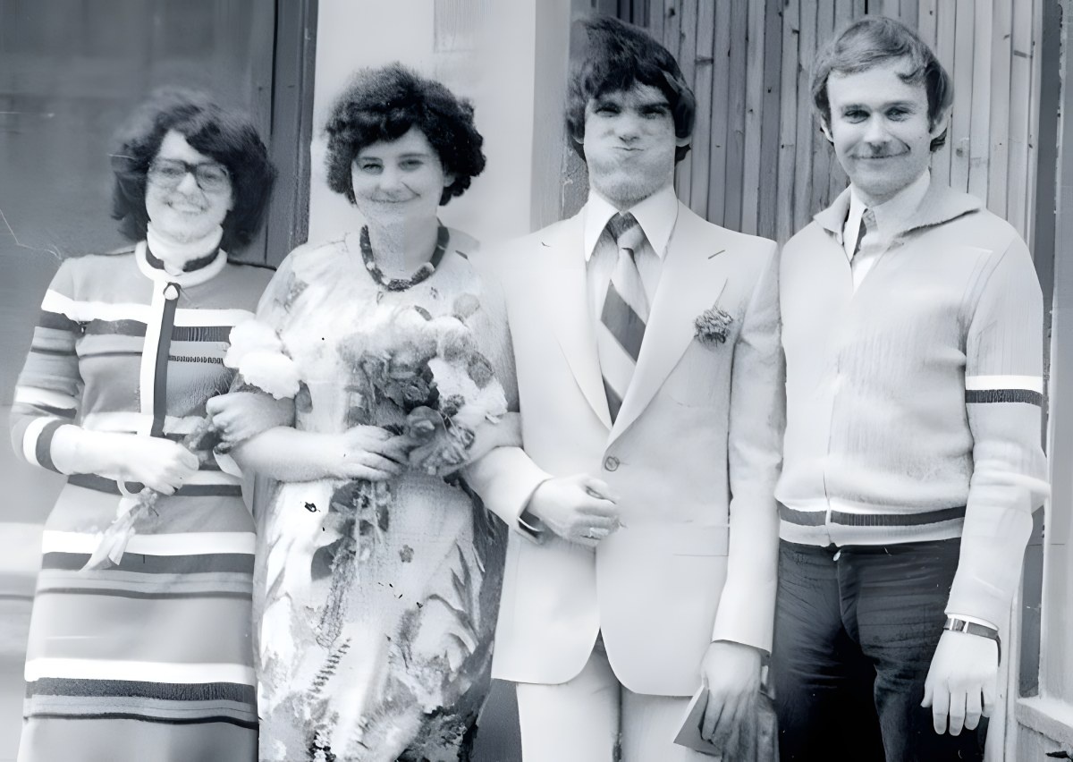 Валерий Гаркалин с Катей на их свадьбе