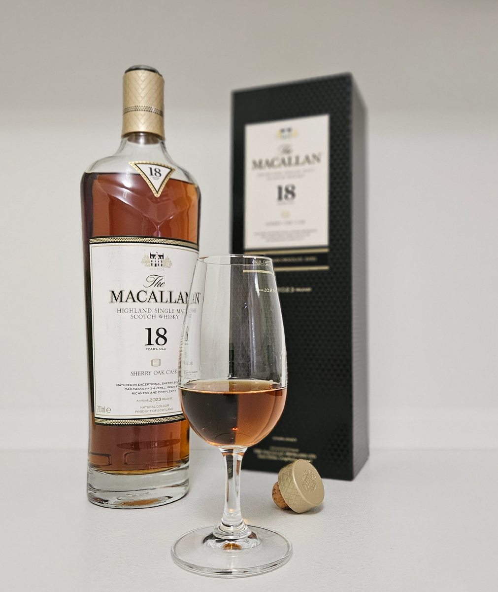 Macallan 18 YO Sherry Cask The Old Malt Whisky