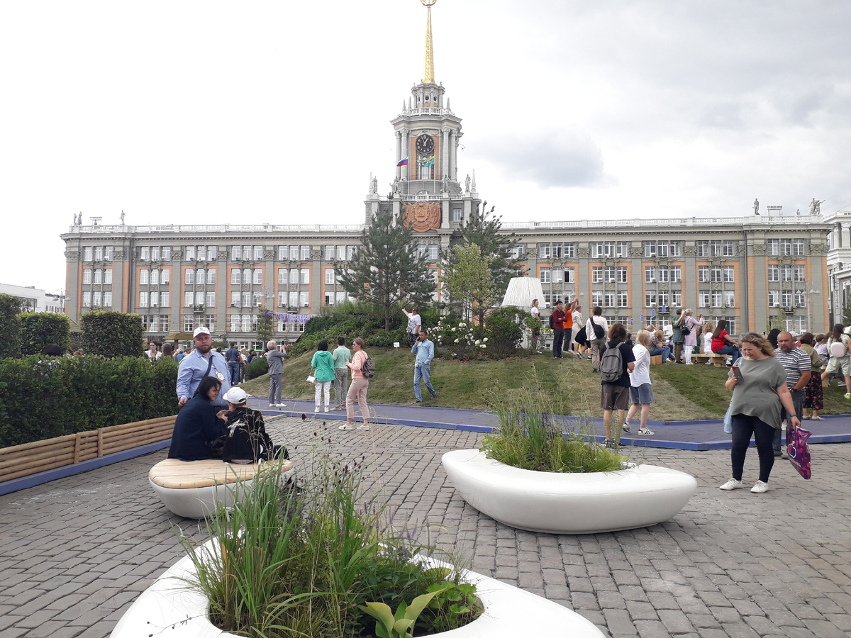 В августе в Екатеринбурге проходит садовый фестиваль "Атмосфера". Фото автора. 