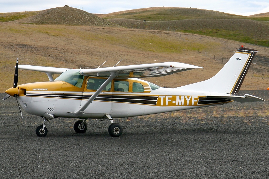 Cessna 206