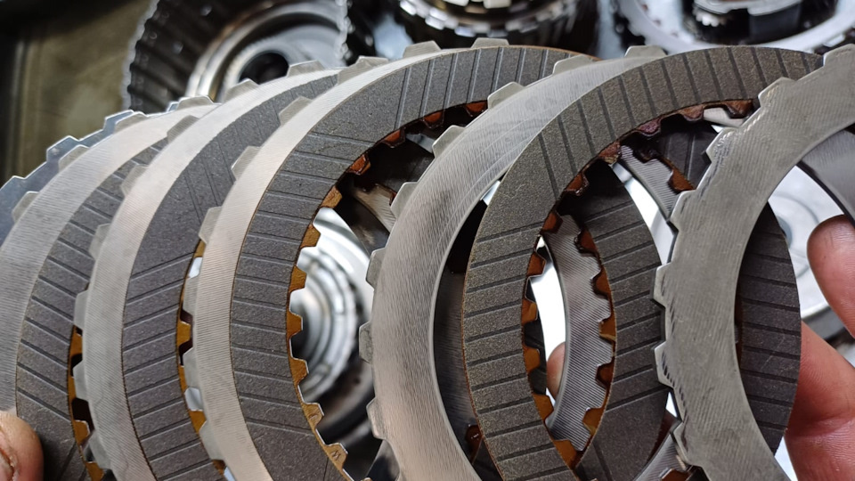 Весьма тёпленький.