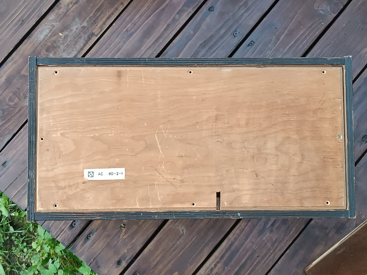 Рисунок 2. Маркировка не затейливая - просто прикленная бумажка.