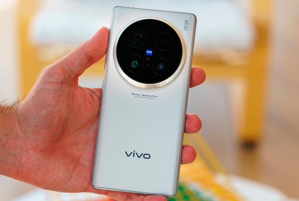 В бесконечной гонке за звание "лучший камерофон" появился новый участник - vivo X100 Ultra.-2