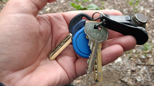Почему удачливые люди роняют ключи выходя из дома