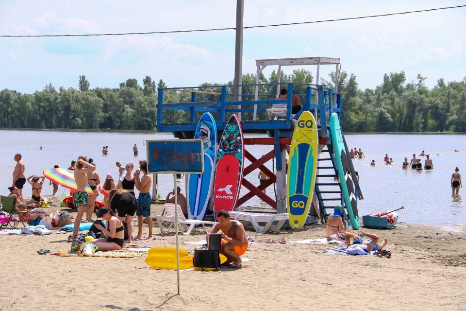    "Городской" пляж Барнаула . Источник: Виталий Барабаш