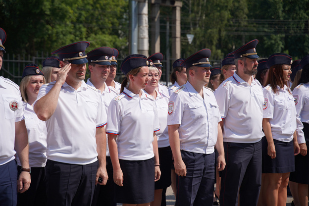    ГАИ исполнилось 88 лет. Фоторепортаж с торжественного парада и автопробега