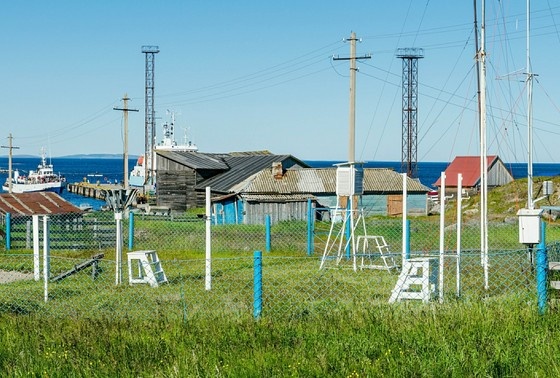    Гидрометеорологическая станция в горах Алтая