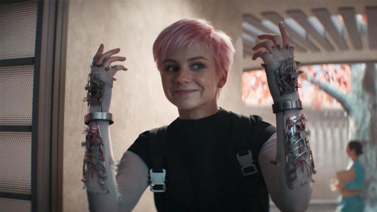 Руки загребуки для рекламы Вкусно и точка. Встаньте в красивую позу... Улыбнитесь...