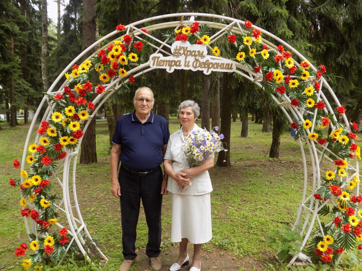 8 июля отмечается Всероссийский день семьи, любви и верности Семья – не просто ячейка общества.