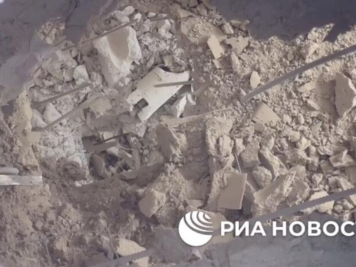    Последствия обстрела из РСЗО HIMARS со стороны украинских войск в Ясиноватой© РИА Новости