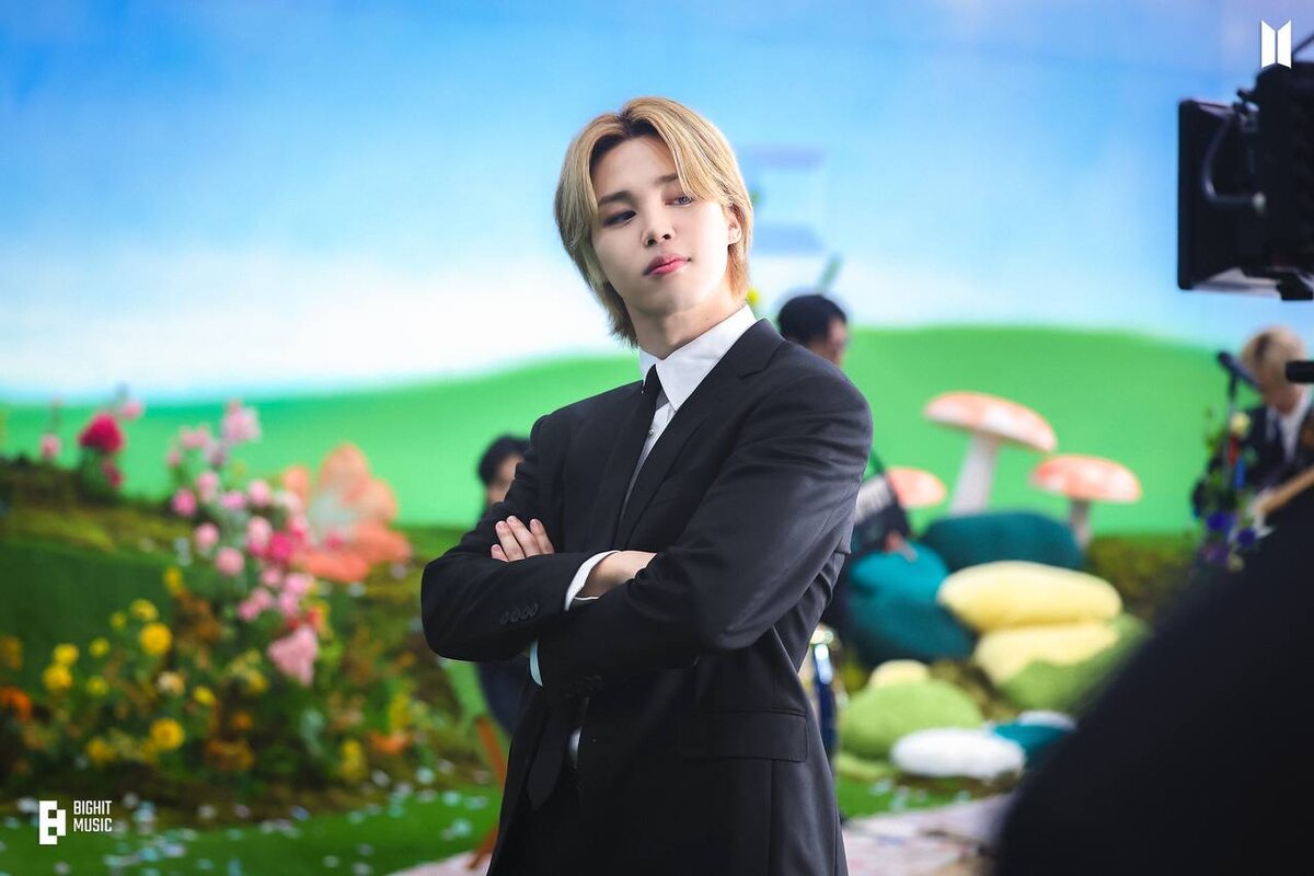 Jimin smeraldo garden marching band feat