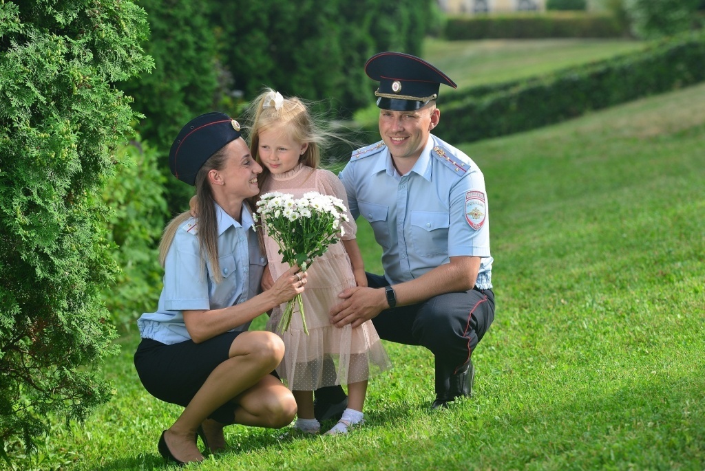 Семья полицейских из Твери участвует в ведомственном фотоконкурсе