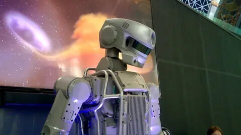 Музею космонавтики в Москве планируют передать космо-робота, собранного блогерами, после того как тот побывает в стратосфере. Об этом сообщили ТАСС в пресс-службе музея.