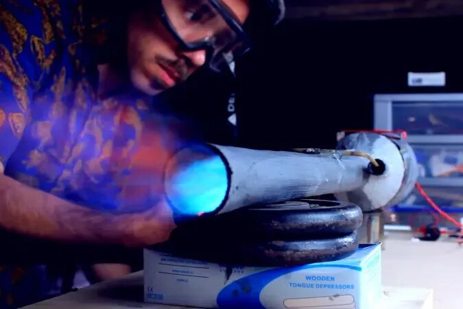     “Как такое вообще может работать?!” Удивительная физика пульсирующего реактивного двигателя