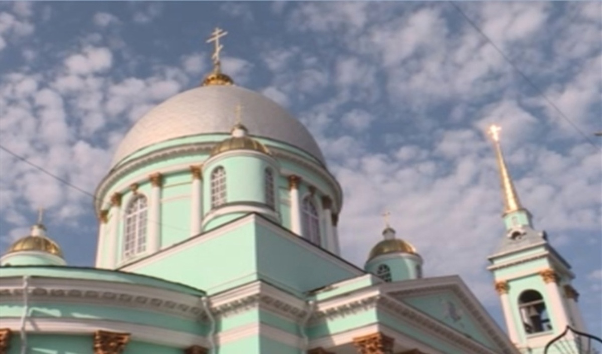    В Курске отмечают день почитания чудотворного образа Божией Матери «Знамение»