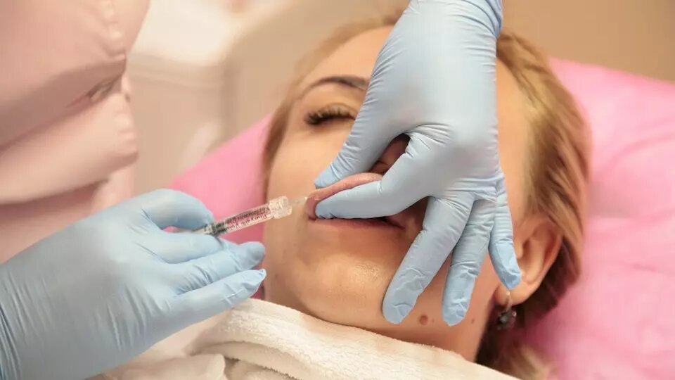 Некоторые процедуры инъекций летом более безопасны, чем зимой. Фото: pixabay