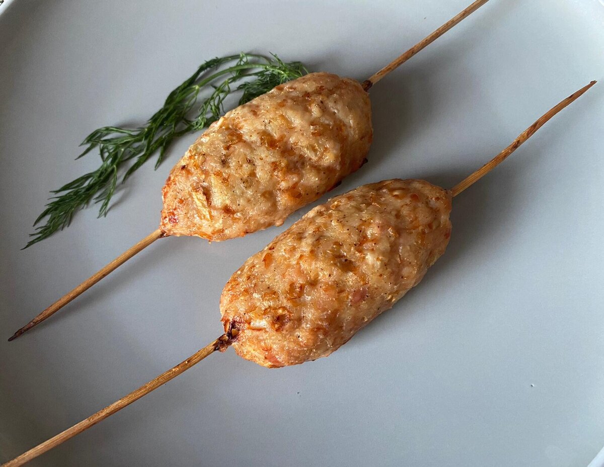 Сочный люля-кебаб из птицы. Фото автора