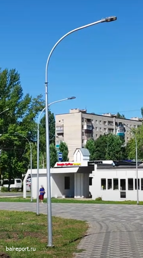     Световой столб в парке Центральный
📷    Световой столб в сквере за Олимпом
