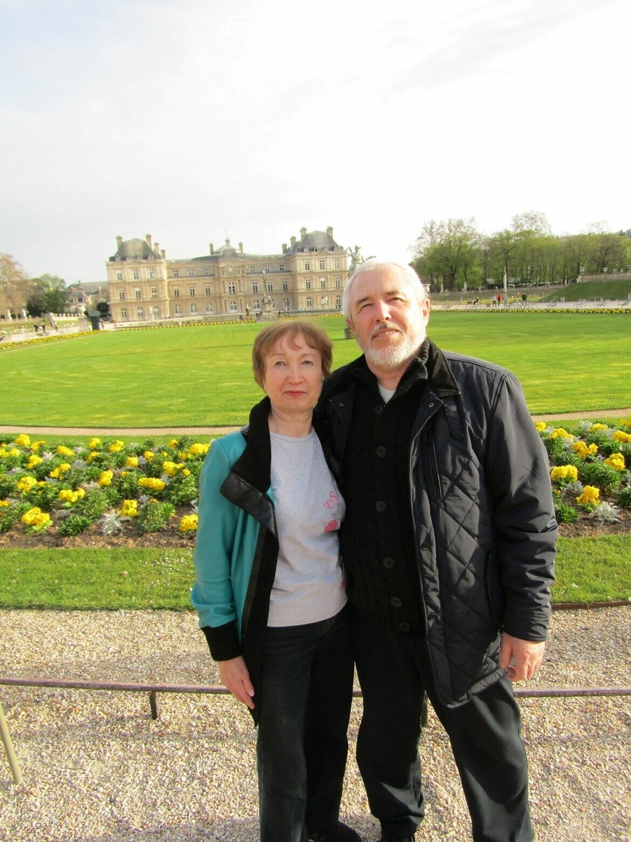 
С супругой Гакилей