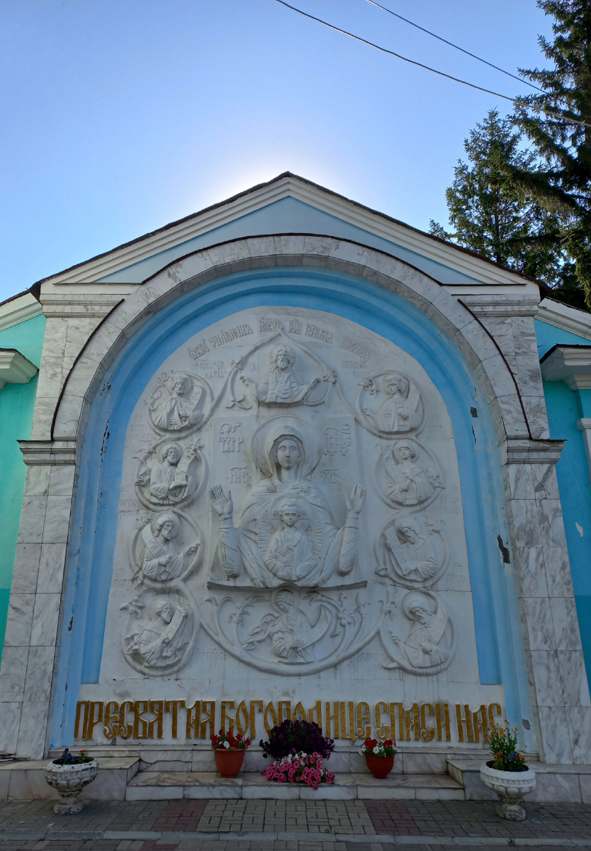 В Знаменском монастыре