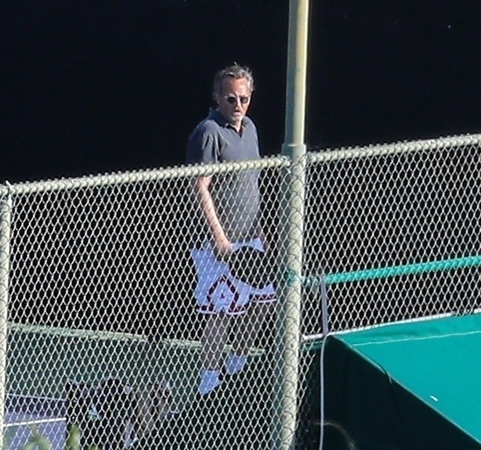    Мэттью Перри в день смерти на теннисном кортеLegion-Media