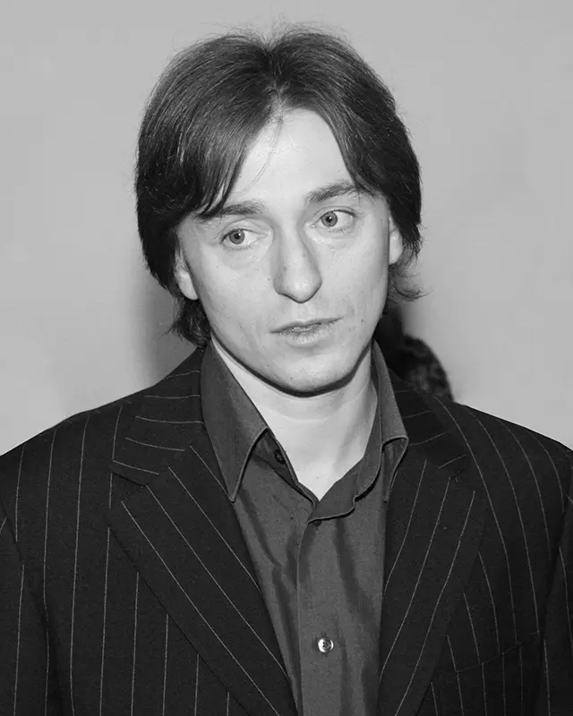 Представитель мужчины-весов - Сергей Безруков.