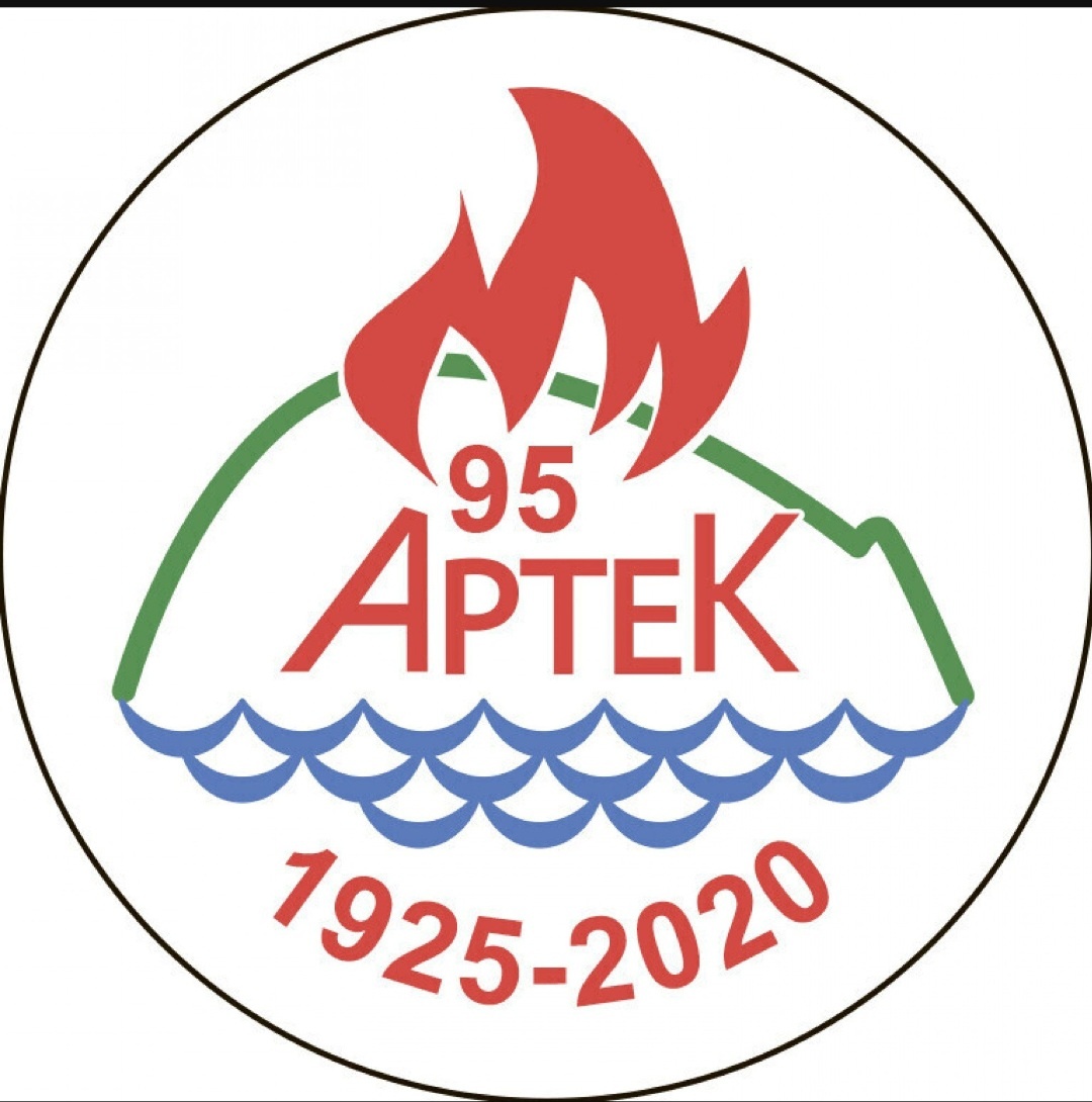 Нашла картинку с годом основания 