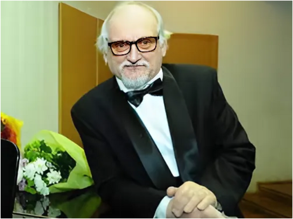 Геннадий Гладков