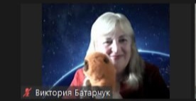 Скрин с онлайн выпускного. Надо купить лампу...