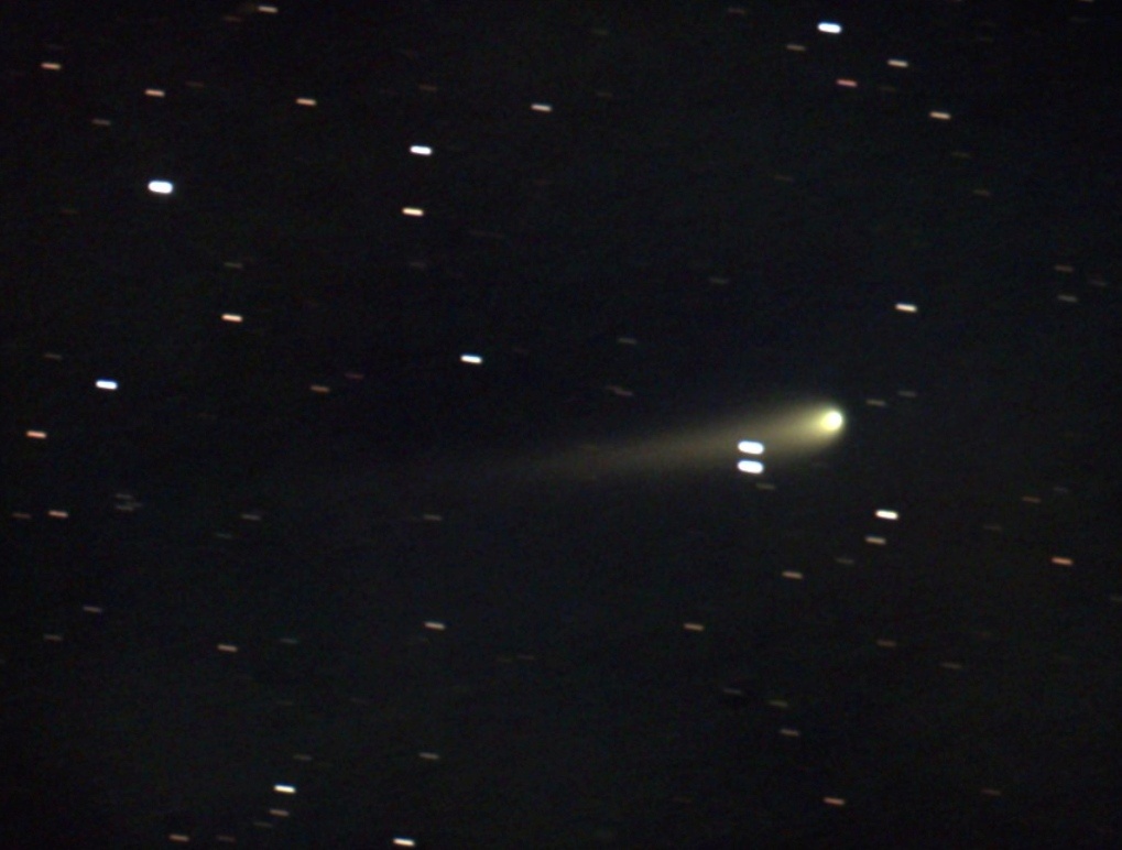 Комета C/2023 A3 (Tsuchinshan – ATLAS) 29 июня 2024 года в Калабрии, Италия, фото Тони Скармато 