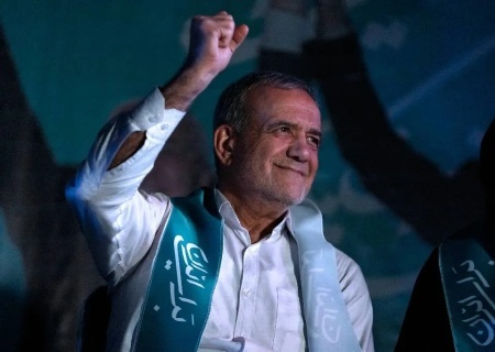    «Ориентирован на восстановление отношений с Западом». Президентом Ирана стал Масуд Пезешкиян